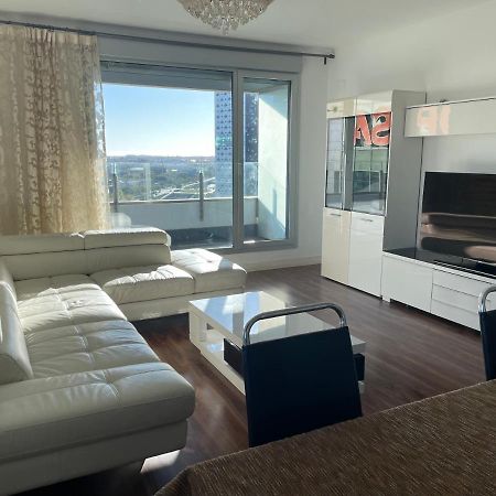 Fira De Barcelona City View Apartment With Garage Parking Л'Успіталет-да-Любрагат Екстер'єр фото