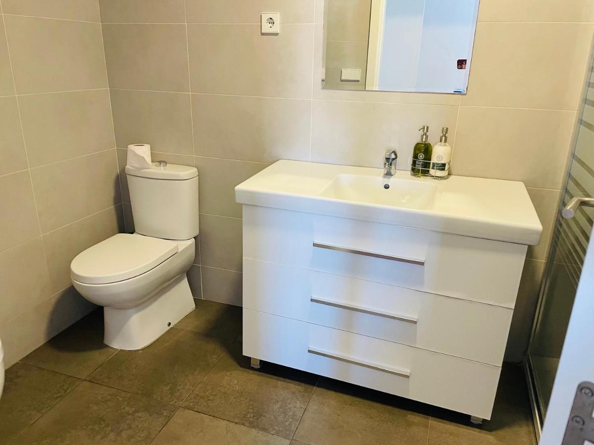 Fira De Barcelona City View Apartment With Garage Parking Л'Успіталет-да-Любрагат Екстер'єр фото